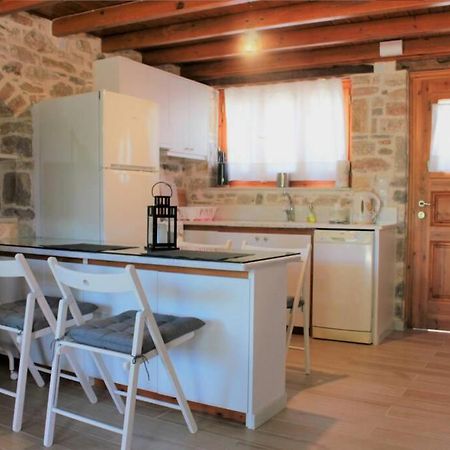 Traditional Stone House At Great Location Apartment Koroni  Luaran gambar