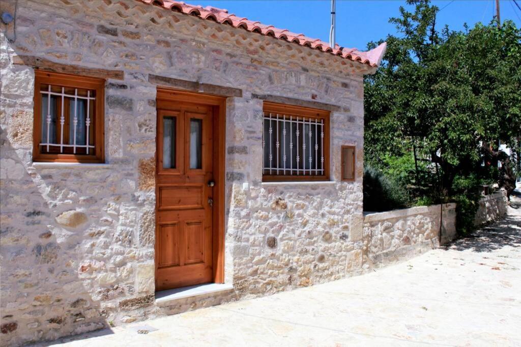 Traditional Stone House At Great Location Apartment Koroni  Luaran gambar